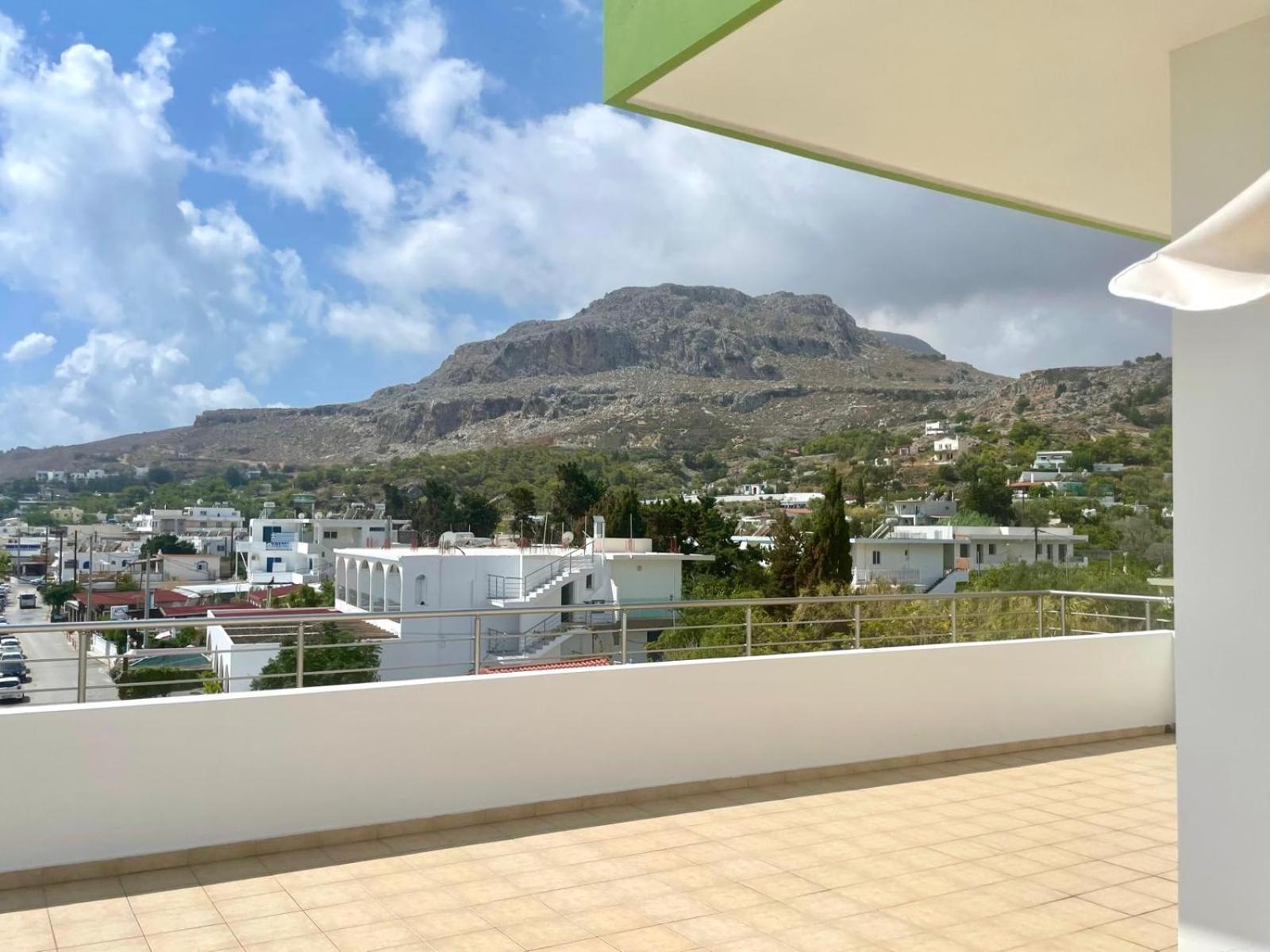 Red Hibiscus Stegna Guest House Archangelos  Exterior photo
